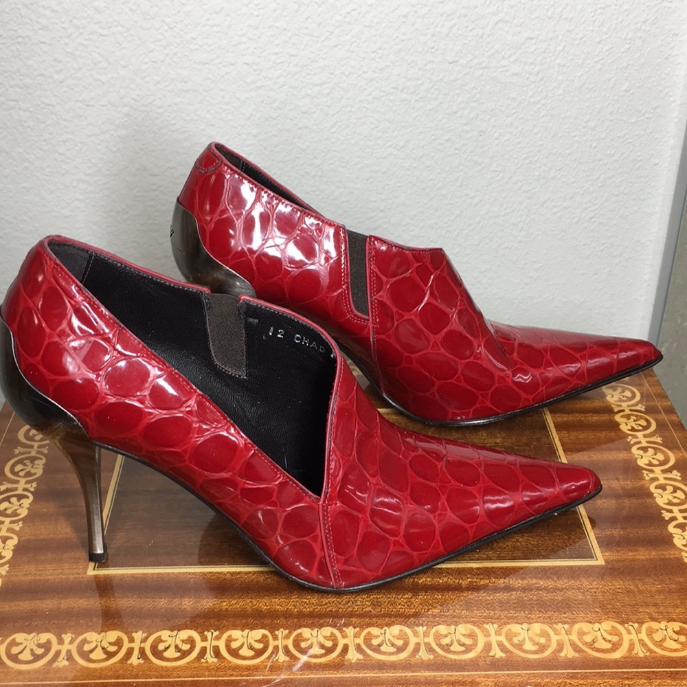 New Donald Pliner 8 Red patent leather croc heels pumps Made in Italy